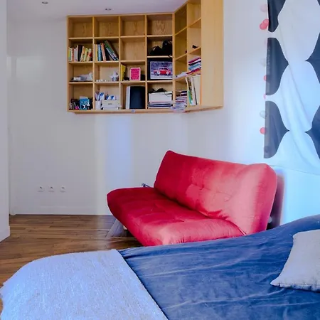 Apartment Bright And Spacious Apt In Les Buttes Chaumont
